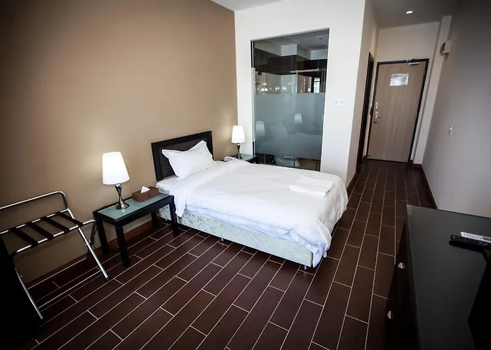 Putatan Platinum Hotel