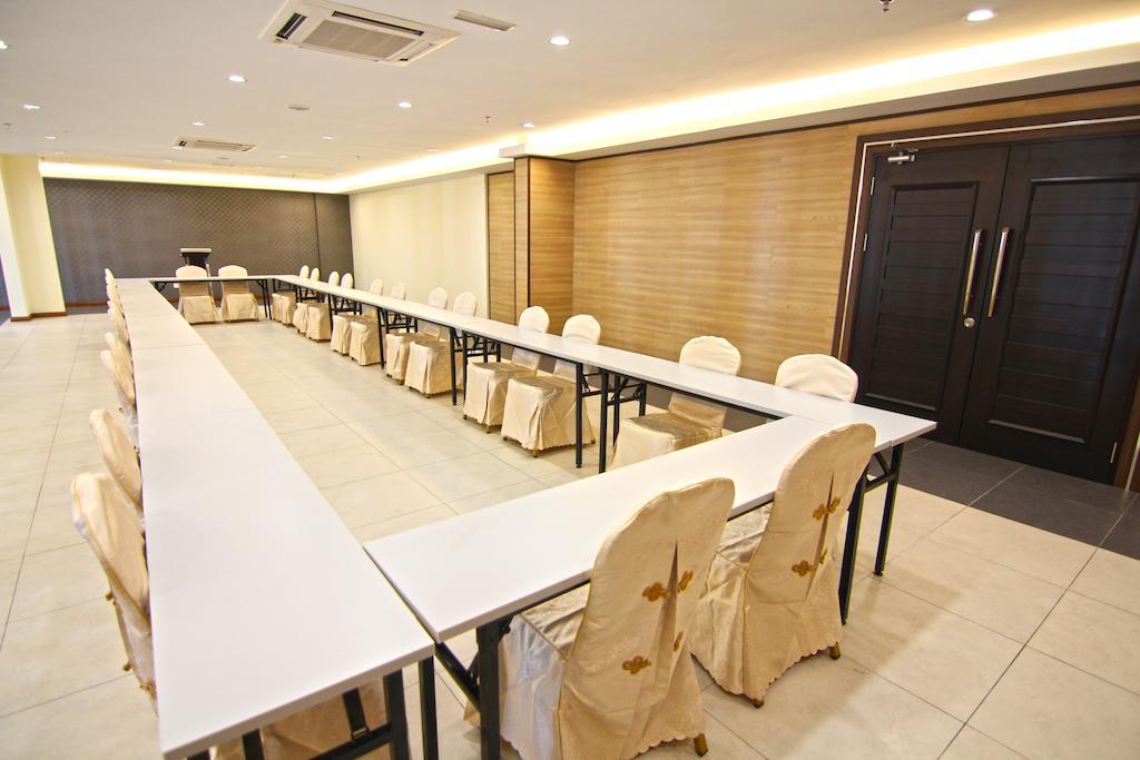 Hotel Putatan Platinum 3*